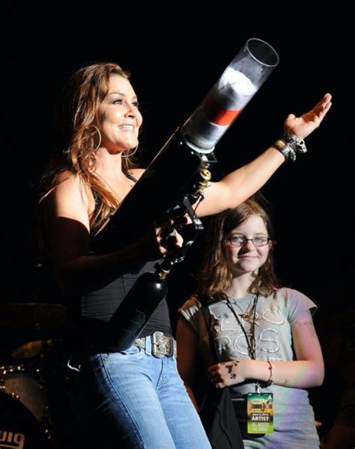 Unveiling the Life of Gretchen Wilson's Daughter: What Does She Do?