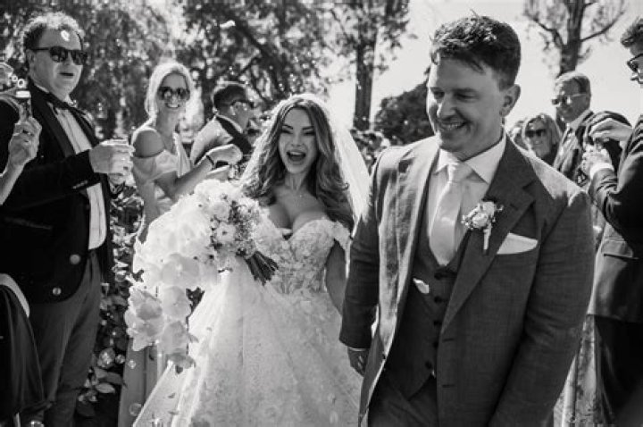 Unveiling the Mystery: Lee Asher Married