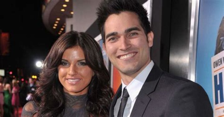 Unveiling the Tyler Hoechlin Relationship: Love, Life, and Beyond
